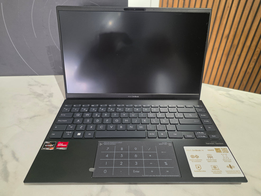 ASUS Zenbook 14 UM425QA-KI252, Ryzen 7, 16GB, 512GB SSD, 14",