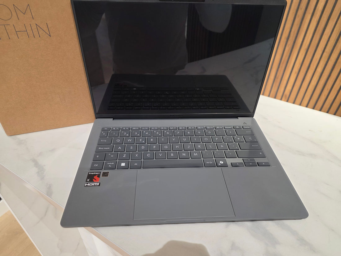 ASUS Zenbook A14 OLED