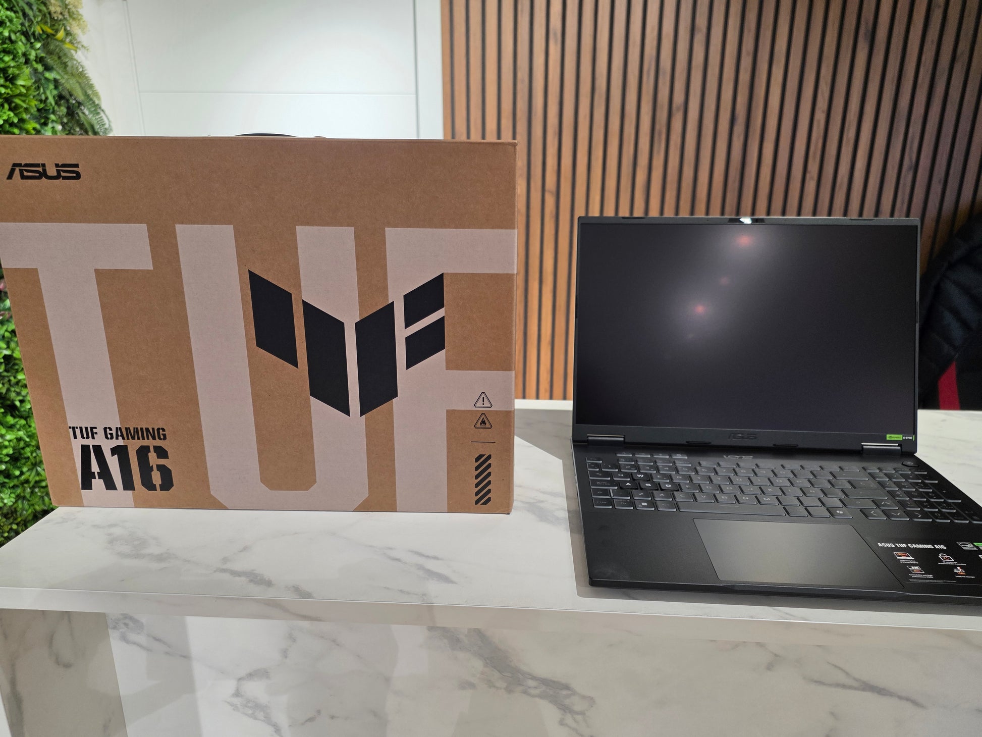 Portatil Asus Tuf Gaming A16 32GB/1TB RTX 5060 oferta