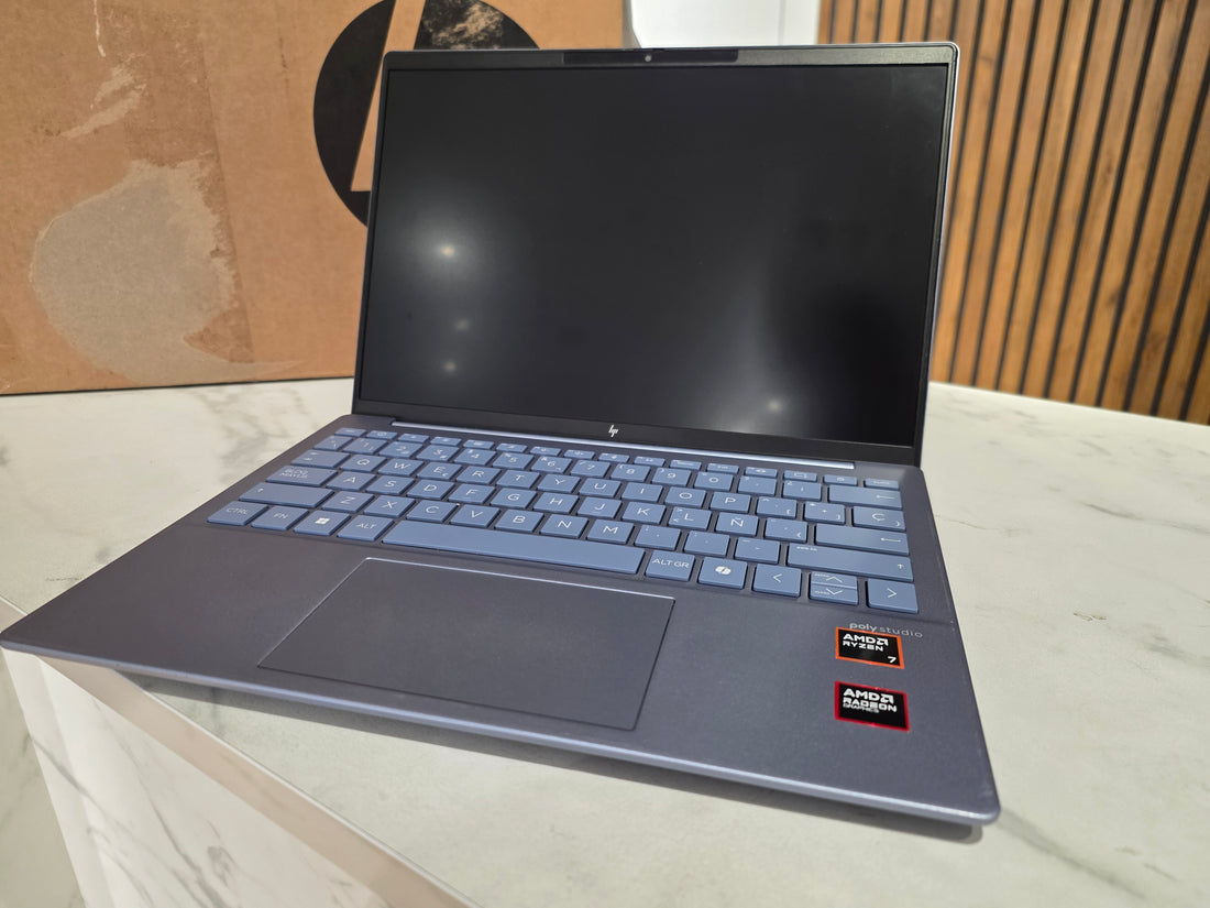 comprar HP Pavilion Aero, (AMD Ryzen 7 8840U, 16GB RAM, 1TB SSD, AMD Radeon